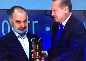 AKP’nin “hocasından” dolar fetvası!