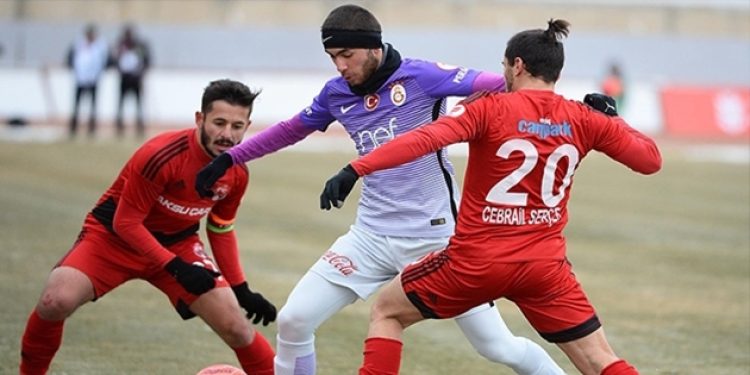 Galatasaray dondu kaldı!