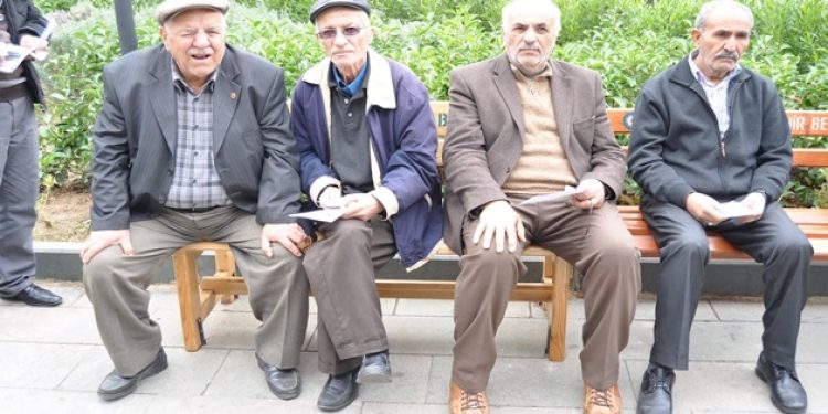 Emekliye kötü Cumhurbaşkanına iyi haber