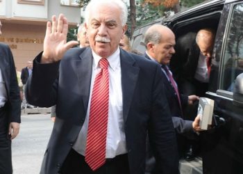 Perinçek: AKP’de üst düzey isimlere Cemaat operasyonu olacak