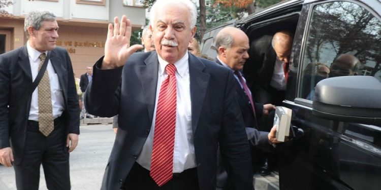 Perinçek: AKP’de üst düzey isimlere Cemaat operasyonu olacak