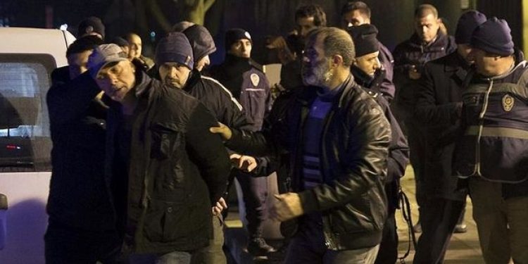 ABD Büyükelçiliği önünde silah sesleri