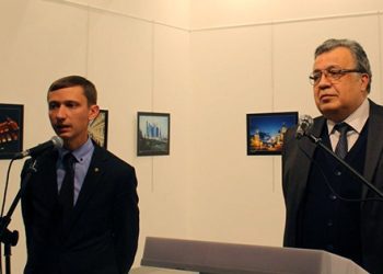 Yalancıların mumu yatsıyı göremedi!