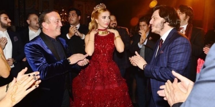 Babasından astronomik hediye