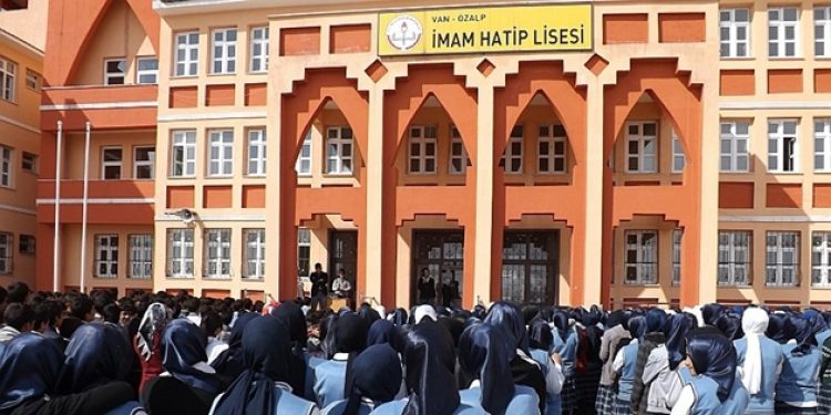 Böyle anket dünya tarihinde yok