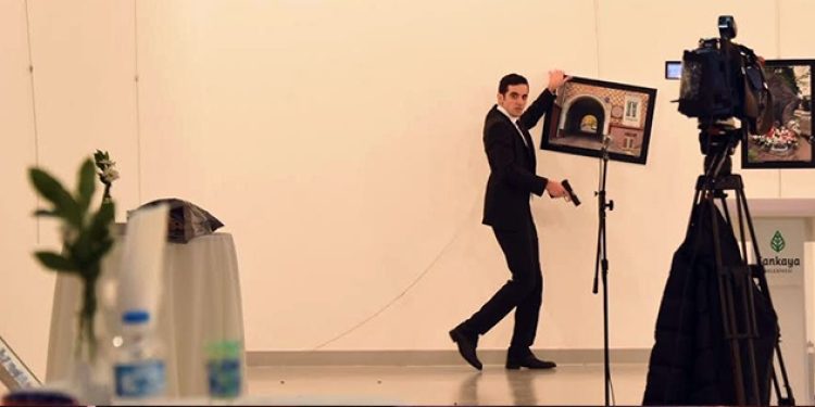 Rus elçiye suikast yalanlarını çökerten video