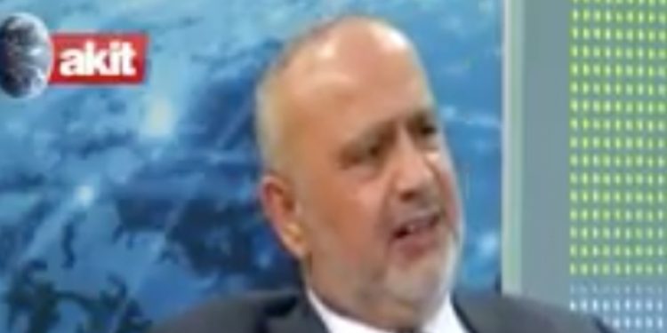 Şevki Yılmaz: “MİT, HDP’lilerin kellerini almalı!”