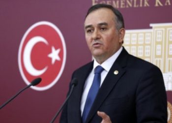 CHP’yi suçlayan MHP’li Akçay’ın inanılmaz tutarsızlığı