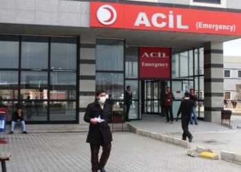 Bir günde 8 hastayı kör ettiler