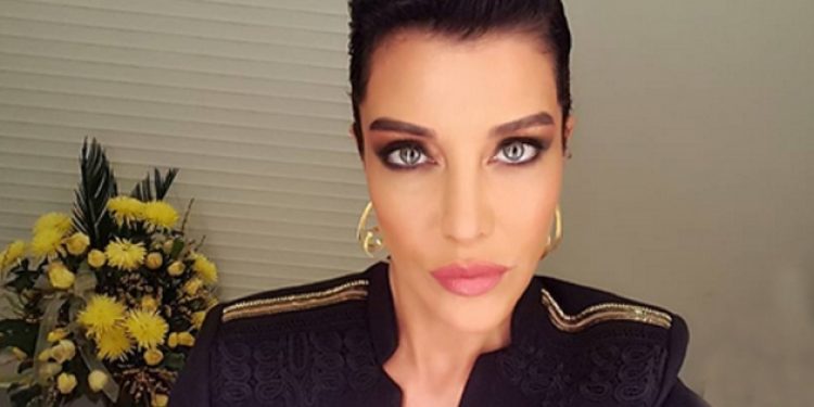 Deniz Akkaya, o programdan ayrılıyor!