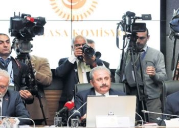 ÖZETLE HER ŞEY ERDOĞAN’A BAĞLANDI