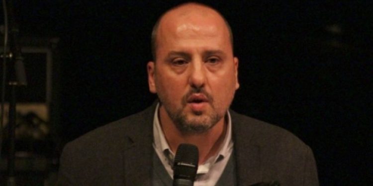 Gazeteci Ahmet Şık tutuklandı