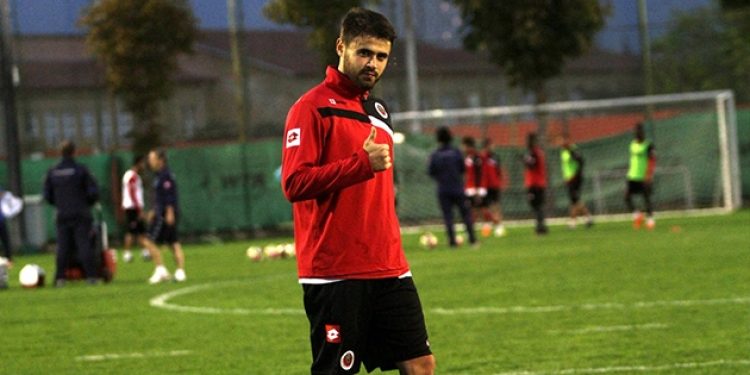 İki başkan onun için oturdu!