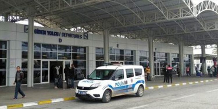 Antalya havalimanında canlı bomba paniği