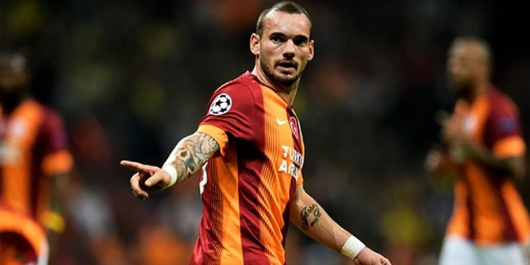 Reina saldırısı sonrası Sneijder’ın annesi patladı!