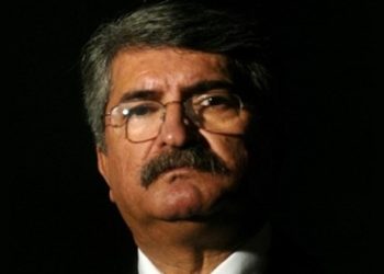 Genel Başkanına savaş açtı
