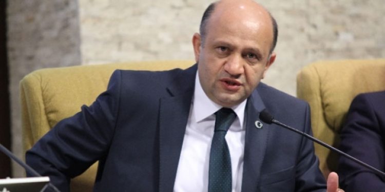 Fikri Işık’tan bedelli askerlik açıklaması
