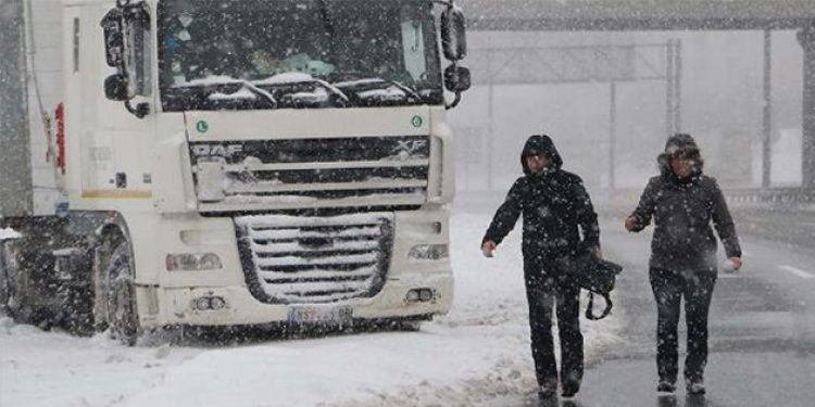 Sınav isyanı: İptal edilmemesi rezalet!