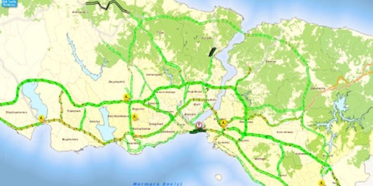 Kar İstanbul’da işe yaradı yollar bomboş!