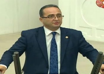 “Meclisin bağrına canlı bomba koyma teklifidir”