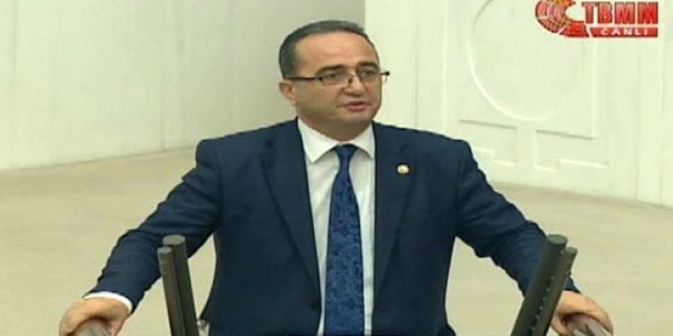 “Meclisin bağrına canlı bomba koyma teklifidir”