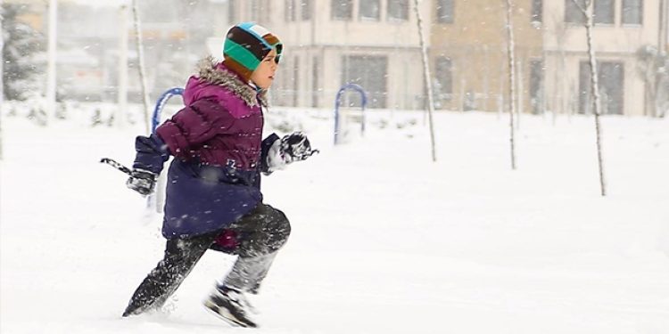 Yarın okullar tatil mi?