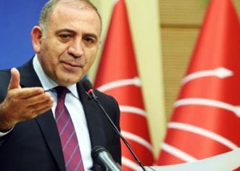 Dış politikaya kayyım atandı!