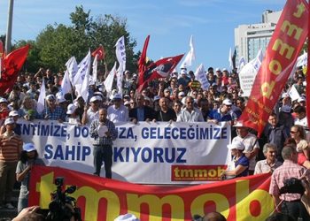 Mimarlar Odası: Diktatörlük yasasını geri çekin!