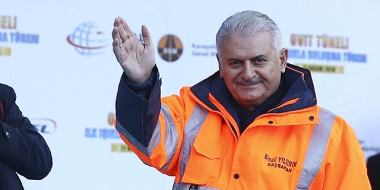 Binali Yıldırım 45 günde çark etti!