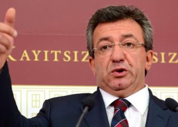 ‘Bahçeli saraya yaver olma arzusuyla yanıyor’