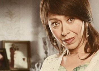 Son sözünü söyledi, tiyatroyu bıraktı!