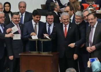 ‘Başkanlıkta’ ilk perde bugün kapanıyor
