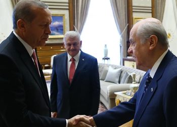 “Erdoğan ve Bahçeli’yi aynı mihraklar yönetiyor”