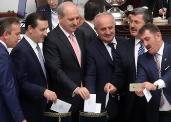 100 yıllık açlık, 100 yıllık yağma