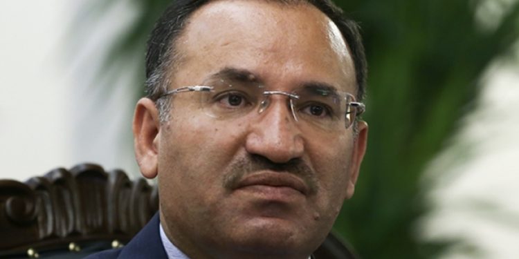 Devlet ihbarcılara para yetiştiremiyor