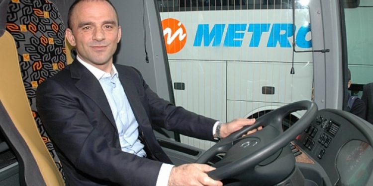 Yandaş patron tehdit etmek isterken rezil oldu!