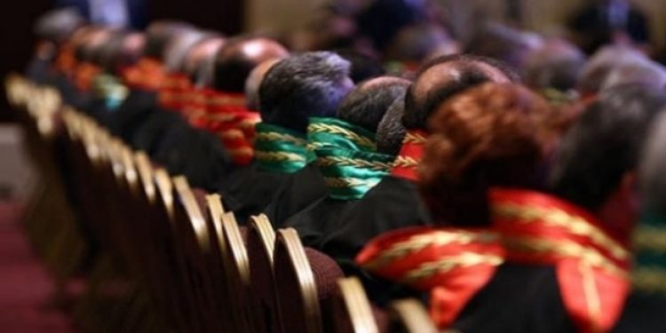 16 başsavcının görev yeri değiştirildi
