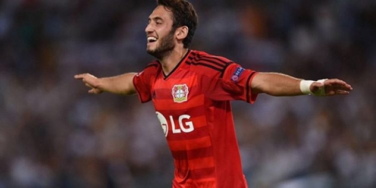 Çalhanoğlu, Chelsea yolunda