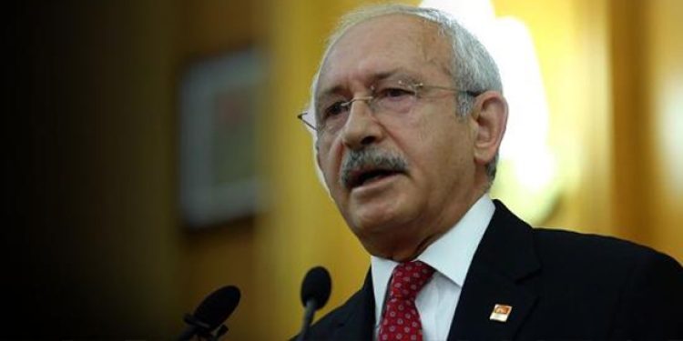 “Parlamento kendi tarihine ihanet etti”