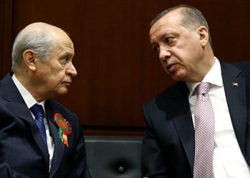 “Diktatörlük fiilen başladı”