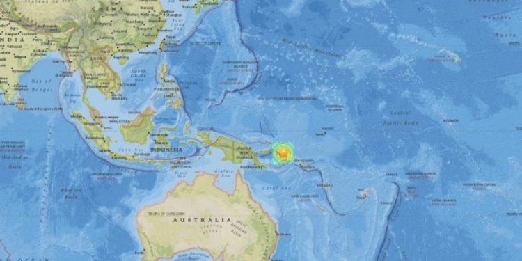 Pasifik’te büyük deprem! Tsunami uyarısı