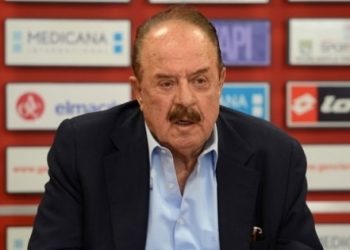 İlhan Cavcav hayatını kaybetti
