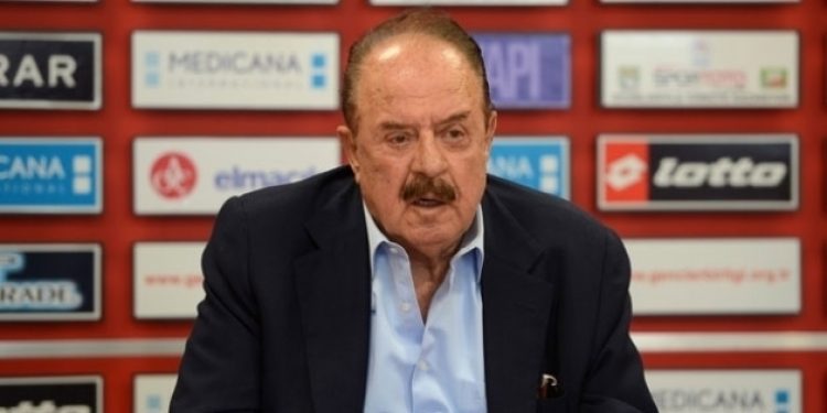 İlhan Cavcav hayatını kaybetti