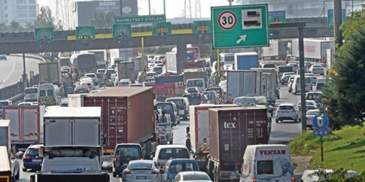 Mahmutbey gişeleri Delidumrul köprüsü gibi