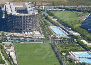 Bir dev daha icradan satılık