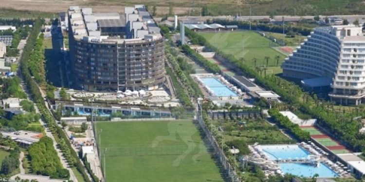 Bir dev daha icradan satılık