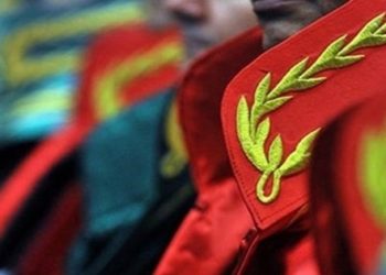 “Sen en iyisi kocanı ölmüş bil”