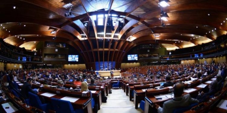 Ankara’ya “gazetecileri serbest bırak” çağrısı