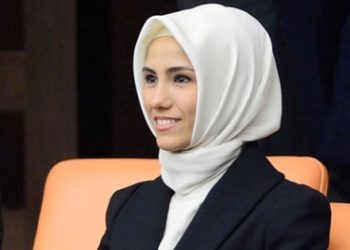 Sümeyye Erdoğan rezil oldu inkar etti!