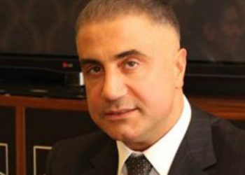 Sedat Peker, referandumu protesto edecekleri tehdit etti